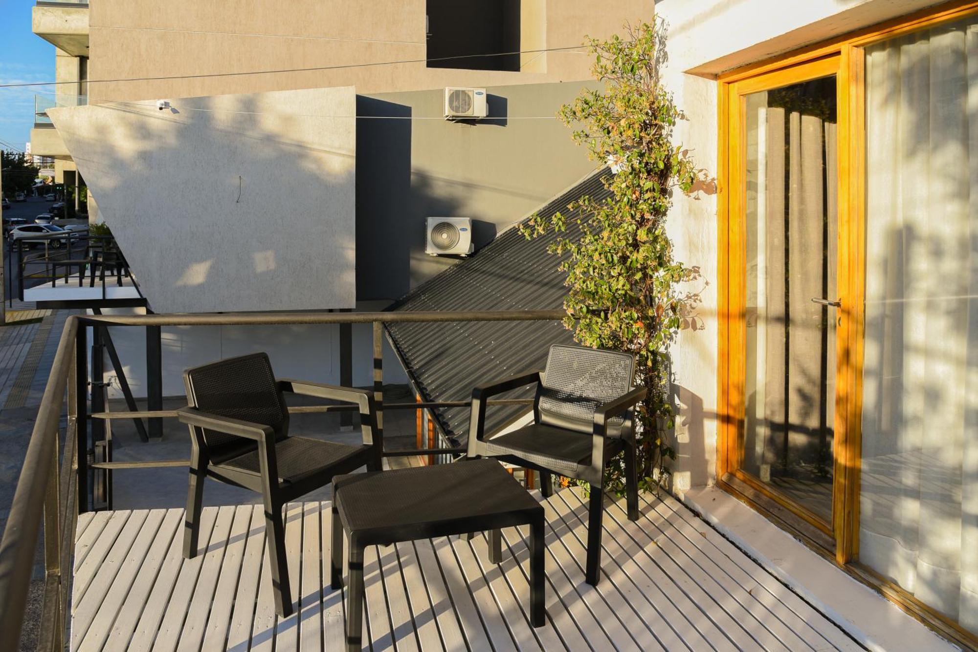 La Morada Petit Hotel Neuquen Exterior photo
